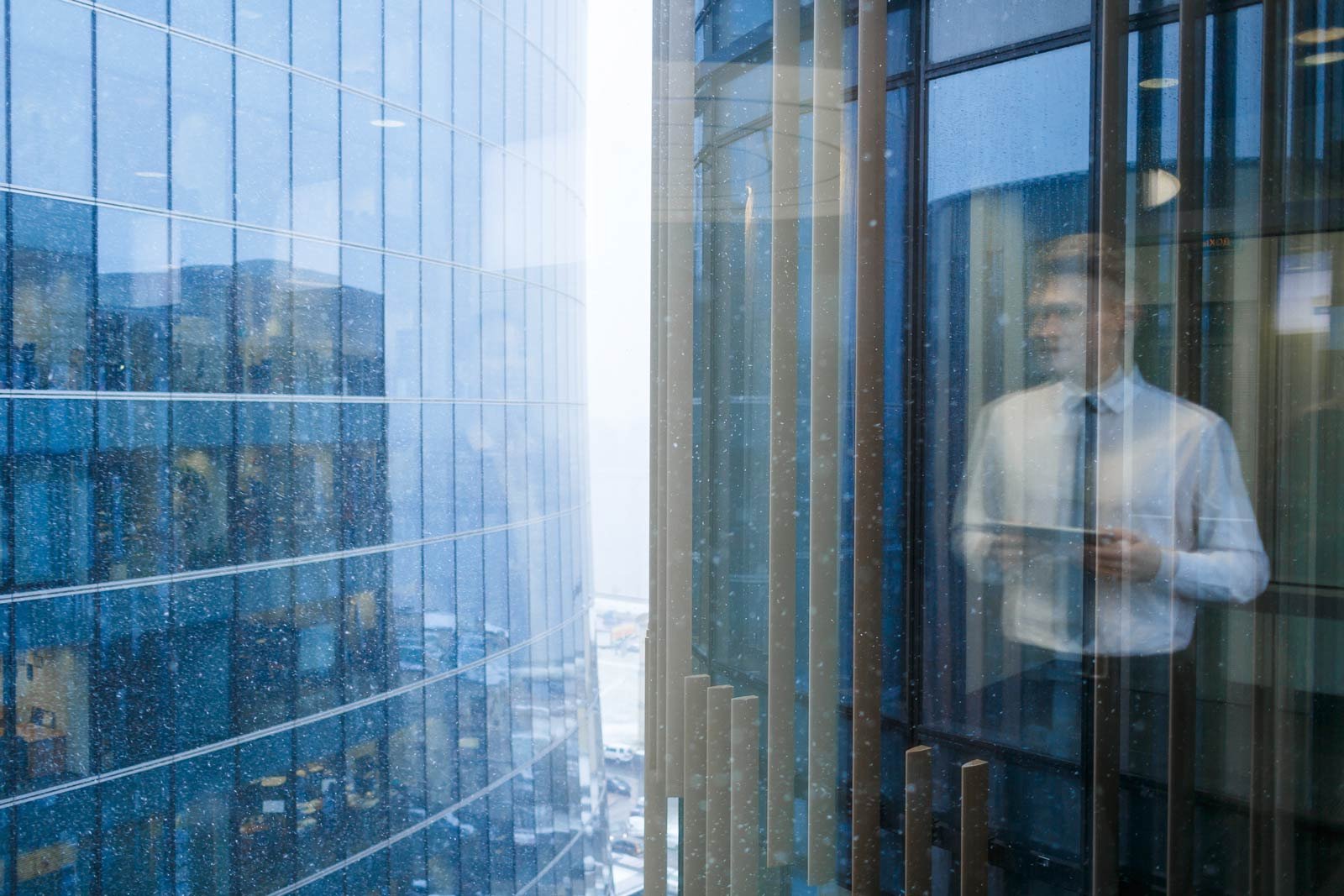 view-of-office-building-2026-03-25-00-55-45-utc